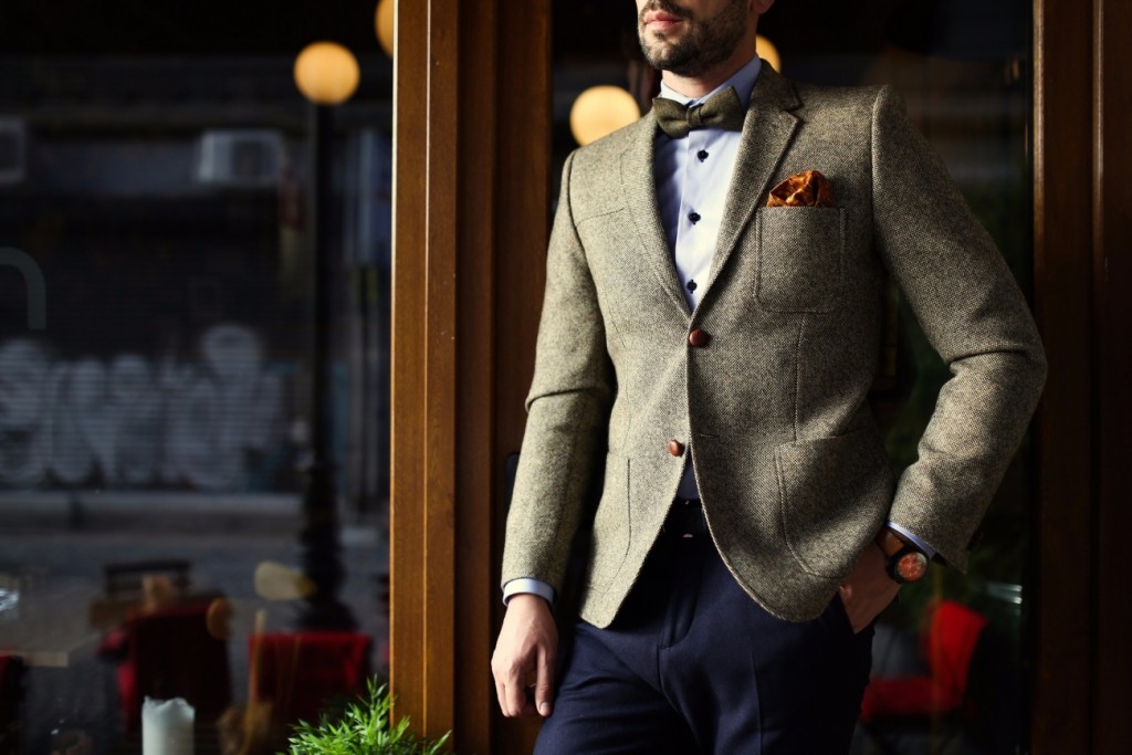 20151123151502-businessman-fashion-man-person-pullover-sweater-bowtie-classy-stylish